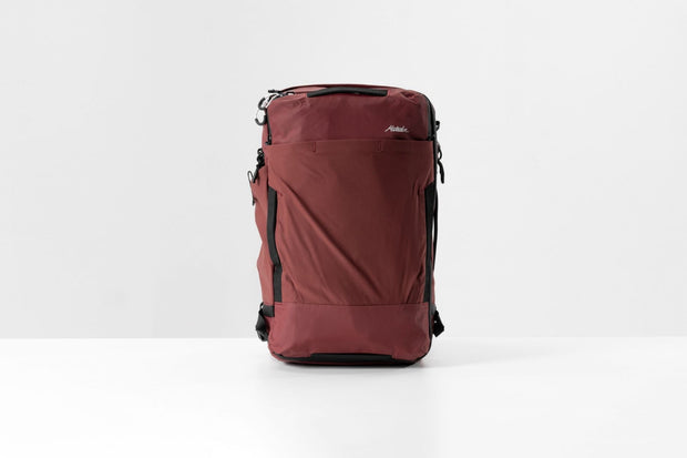 Matador GlobeRider35 Travel Backpack (garnet) - Handgepäckkonformer Rucksack für Weltreisen (35 liter) von Matador